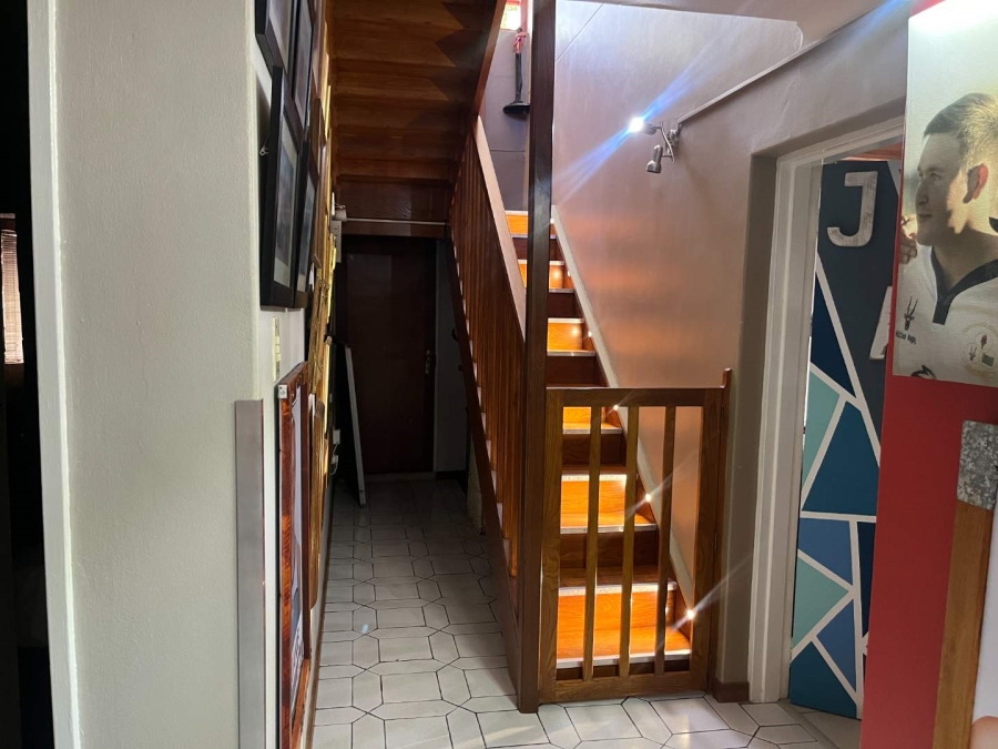 5 Bedroom Property for Sale in Blydeville Northern Cape